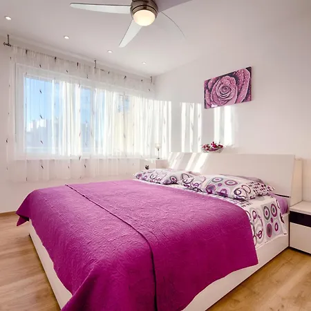 Hana Apartament