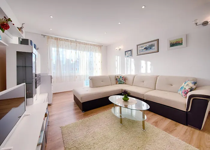 Hana Апартаменты *