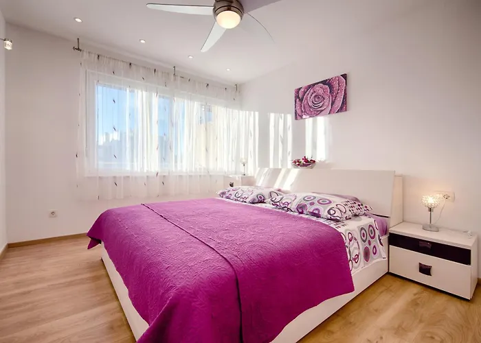 Hana Апартаменты